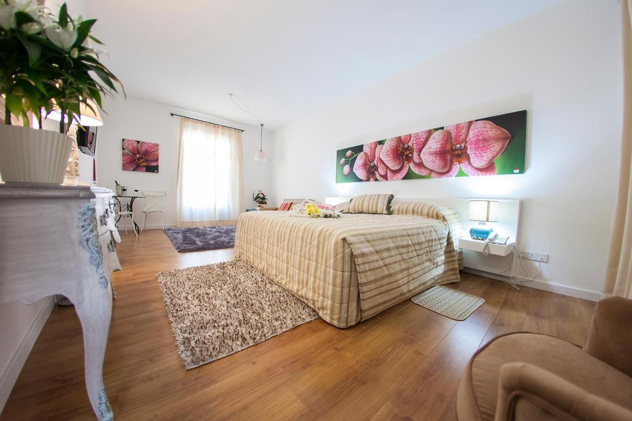 Operetta House Apartman Lárnaka Kültér fotó