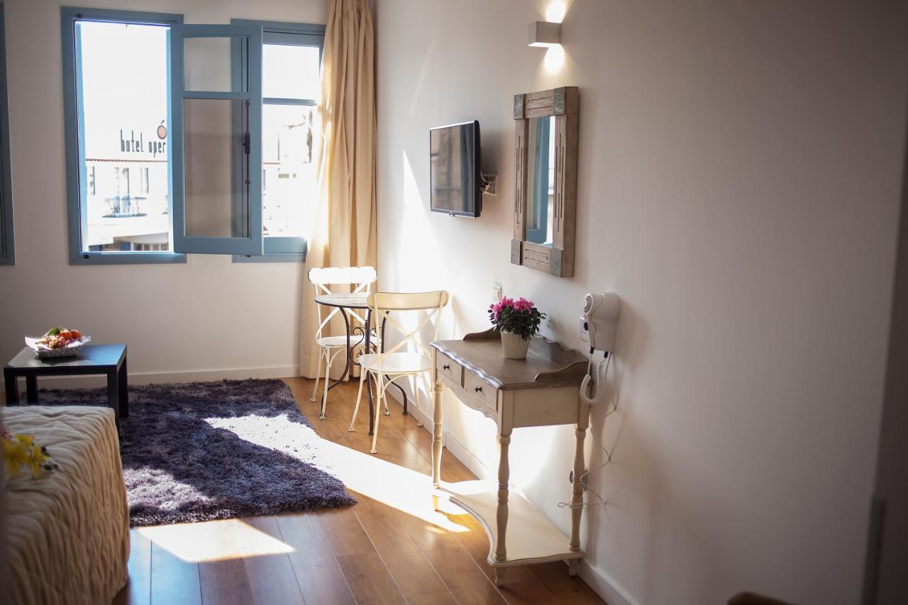 Operetta House Apartman Lárnaka Kültér fotó